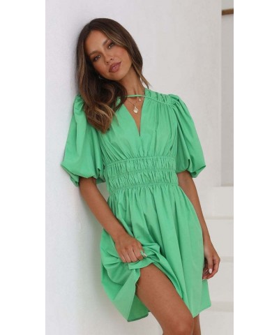 Vestido corto de talle alto con escote en V pronunciado estilo francés $30.19 Vestido