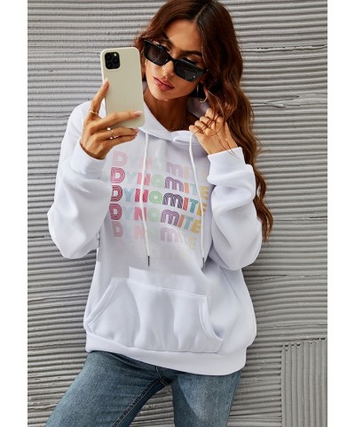 Sudadera con capucha y cuello redondo inglés puro con impresión digital $24.13 Suéteres y suéteres para mujeres