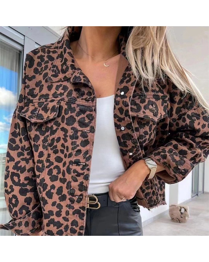 Moderna chaqueta vaquera desgastada con estampado de leopardo y bordes sin rematar $37.86 Chaqueta vaquero de mujer