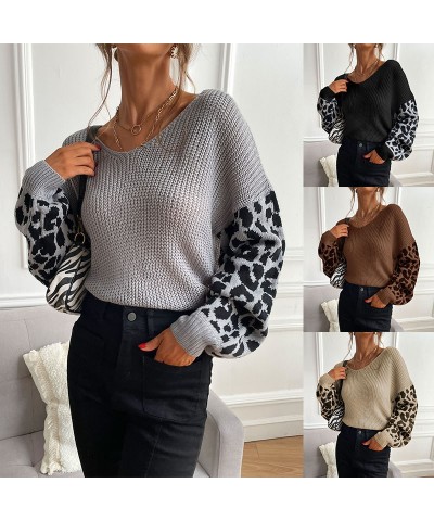 Jersey fino de punto con cuello redondo y estampado de leopardo $32.18 Suéter femenino