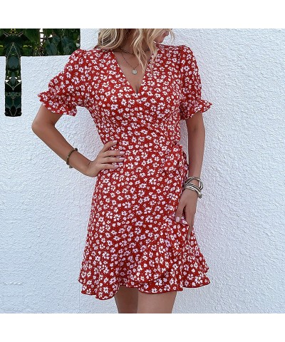 Vestido floral de una pieza con volantes $26.52 Vestido