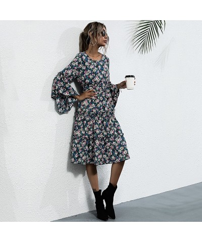 Vestido floral de manga larga con cordones y estampado de cuello redondo para otoño e invierno. $33.80 Vestido