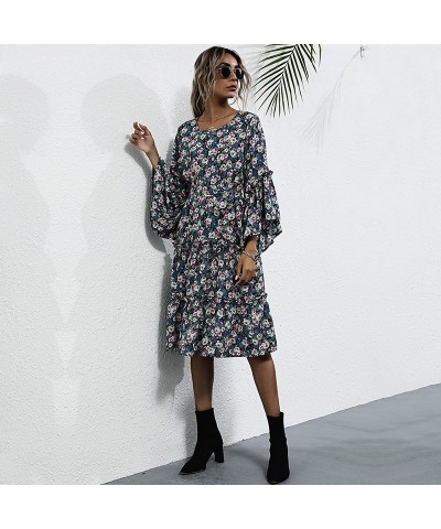 Vestido floral de manga larga con cordones y estampado de cuello redondo para otoño e invierno. $33.80 Vestido