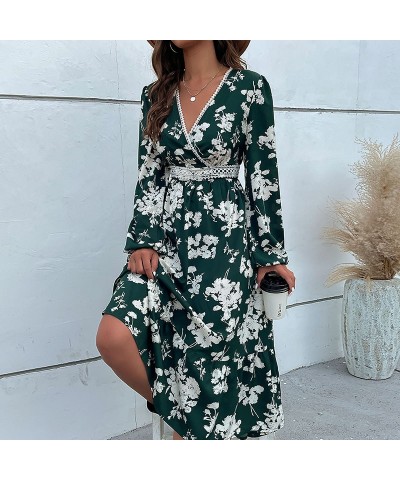 Vestido estampado de alta gama con cuello en V. $36.50 Vestido