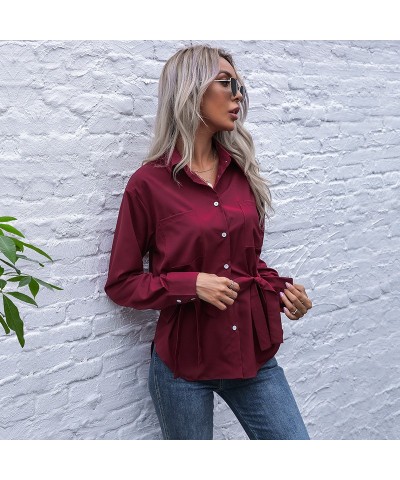 Camisa roja de manga larga con solapa con tiras en la cintura y corte slim de color liso $32.60 Camisa de mujer