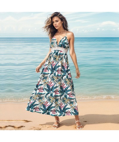 Vestido resort sin tirantes con estampado botánico $34.68 Vestido