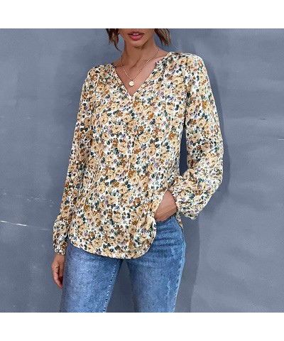 Camisa floral holgada de manga larga con cuello en V a la moda navideña de principios de otoño $20.80 Camisa de mujer