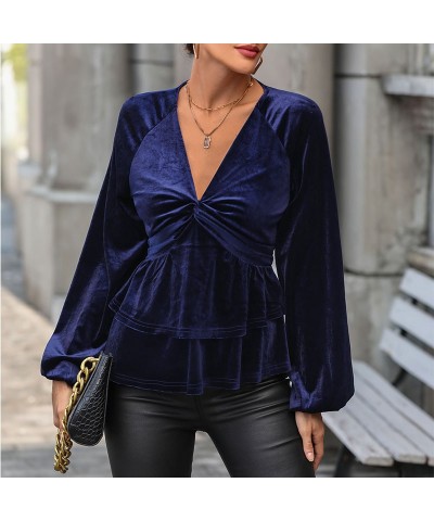 Top de terciopelo con cuello en V de color sólido de moda $26.87 Camisa de mujer