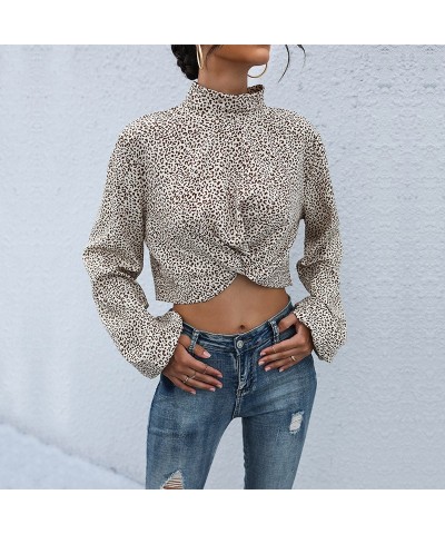 Elegante top corto de manga larga con cuello alto y estampado de leopardo $26.17 Camisa de mujer