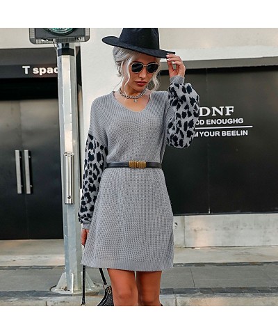 Vestido tipo suéter con estampado de leopardo y bloques de color de invierno $44.42 Suéter