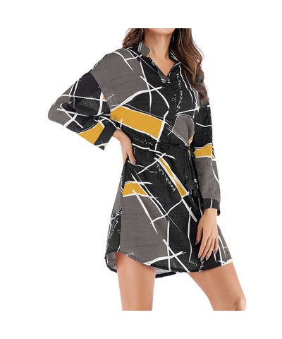 Vestido camisero de manga larga con cordones y cuello alto $8.29 Vestido