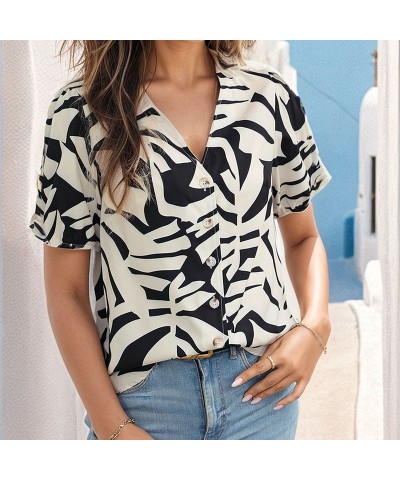 Top estampado de manga corta con cuello en V $26.62 Camisa de mujer